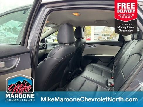 Used 2022 Kia Forte LXS FWD image 14
