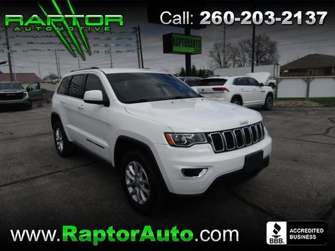 Used 2021 Jeep Grand Cherokee Laredo AWD/4WD image 1