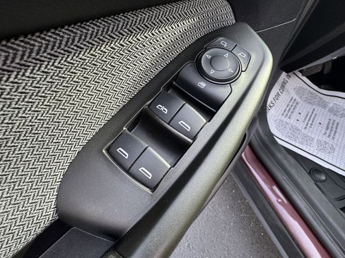 Used 2023 Chevrolet TrailBlazer LT w/ Convenience Package image 12