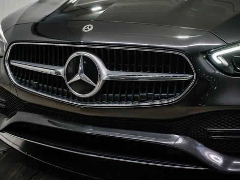 Used 2023 Mercedes-Benz C 300 Sedan image 8