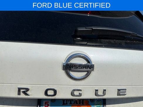 Used 2021 Nissan Rogue SL w/ Premium Package AWD/4WD image 24