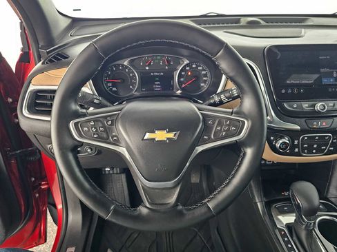 Used 2023 Chevrolet Equinox Premier AWD/4WD image 17