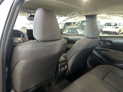 Used 2025 Toyota Corolla LE FWD image 22