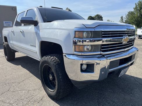 Used 2015 Chevrolet Silverado 2500 LTZ w/ Duramax Plus Package AWD/4WD image 4