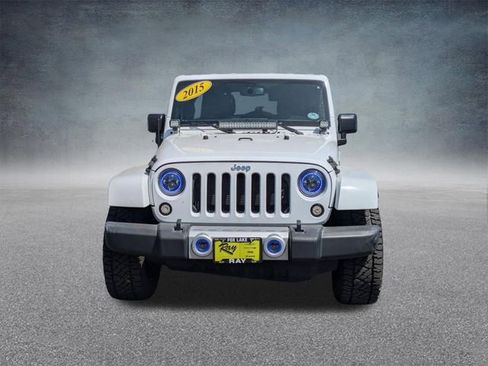 Used 2015 Jeep Wrangler Unlimited Sahara w/ Max Tow Package AWD/4WD image 8
