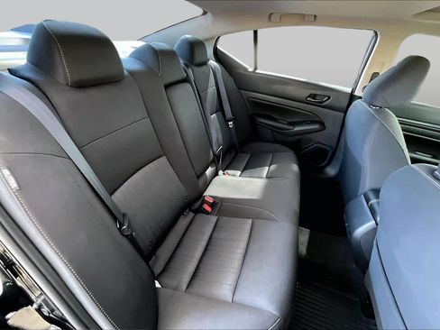 Used 2024 Nissan Altima 2.5 SV w/ SV Premium Package FWD image 20