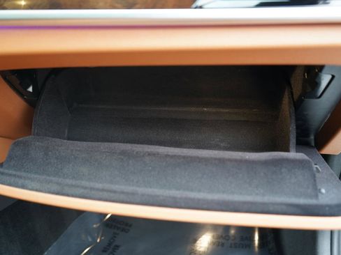 Used 2018 BMW 530e xDrive image 71