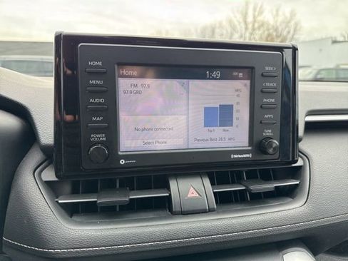 Used 2021 Toyota RAV4 XLE image 13