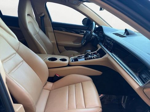 Used 2019 Porsche Panamera 4 w/ Premium Package Plus image 12