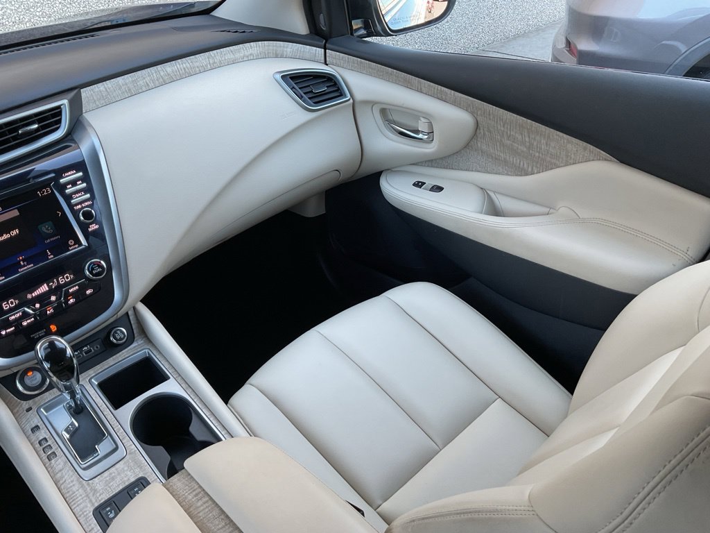 Used 2023 Nissan Murano SV w/ Cargo Package AWD/4WD image 16