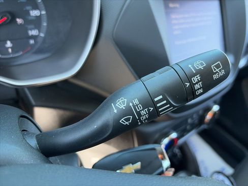 Used 2021 Chevrolet TrailBlazer LS w/ LPO, Blackout Package FWD image 20