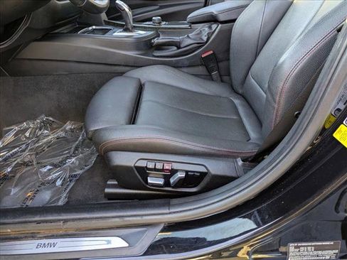 Used 2018 BMW 330i Sedan image 12