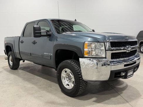 Used 2007 Chevrolet Silverado 2500 LT w/ Suspension Package, Off-Road image 5