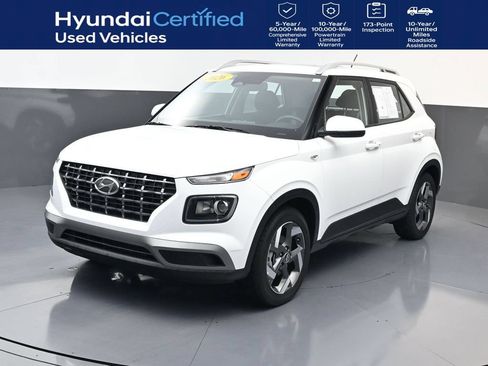 Certified 2026 Hyundai Venue SEL FWD image 1