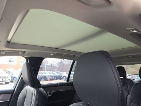 New 2026 Volvo XC90 T8 Ultra w/ Protection Package Premier image 25