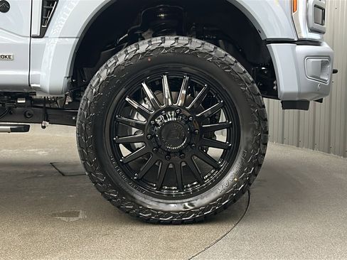 Used 2026 Ford F450 Platinum image 10