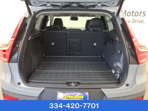 New 2025 Volvo XC40 B5 Plus w/ Protection Package Premier image 20