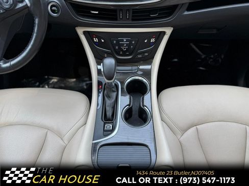 Used 2019 Buick Envision Essence AWD/4WD image 32