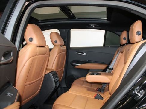 Certified 2024 Cadillac XT4 Sport AWD/4WD image 10