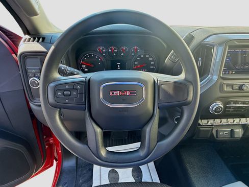 Used 2025 GMC Sierra 1500 Pro w/ Convenience Package image 8