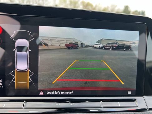 Used 2024 Volkswagen GTI Autobahn image 17