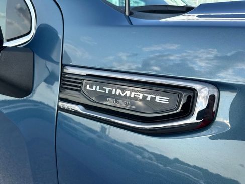 Used 2025 GMC Sierra 1500 Denali Ultimate AWD/4WD image 2