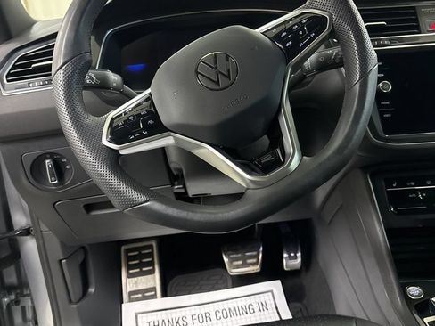 Used 2024 Volkswagen Tiguan SE R-Line AWD/4WD image 11