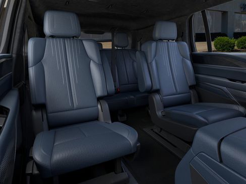 New 2025 Cadillac Escalade IQ Sport 2 image 41