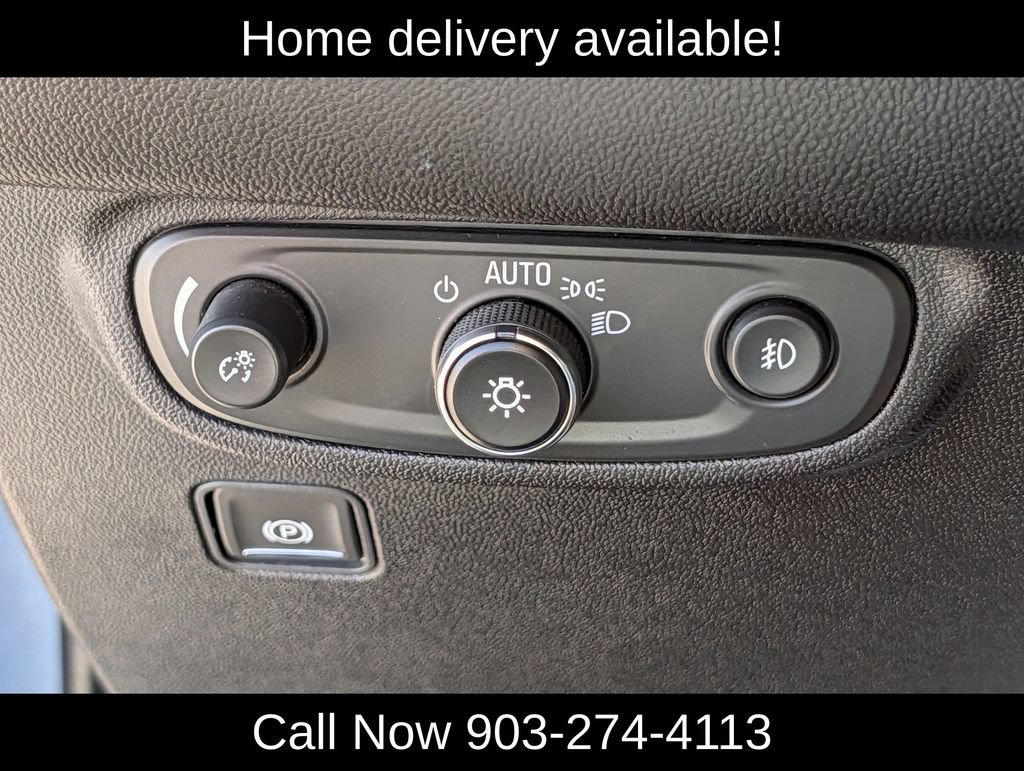 Used 2024 GMC Terrain SLT FWD image 23