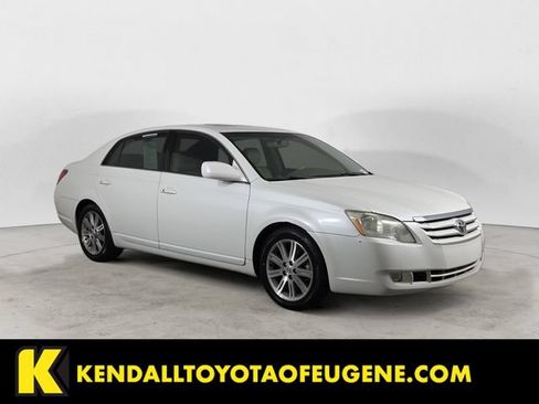 Used 2006 Toyota Avalon Limited FWD image 7