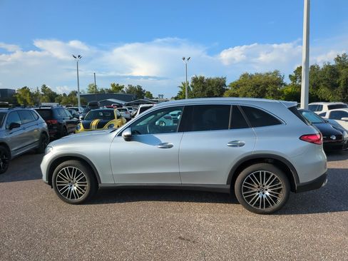 Used 2023 Mercedes-Benz GLC 300 image 2
