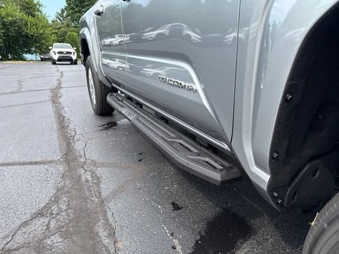 Used 2026 Toyota Tacoma SR5 AWD/4WD image 43