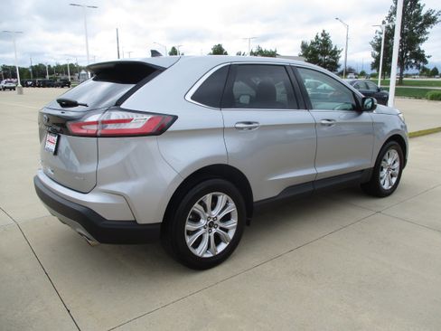 Used 2024 Ford Edge Titanium w/ Equipment Group 301A AWD/4WD image 7