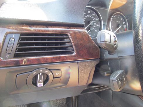 Used 2010 BMW 328i xDrive Coupe image 14