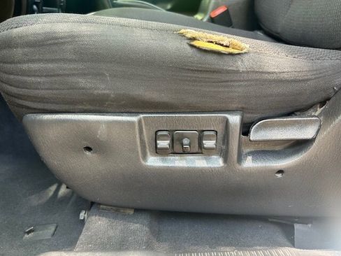 Used 2004 Jeep Grand Cherokee Laredo w/ Convenience Group RWD image 18