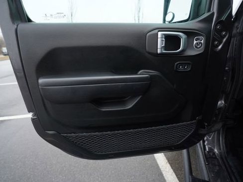 Used 2020 Jeep Wrangler Unlimited Sport image 14