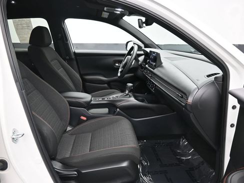 Certified 2024 Honda HR-V Sport image 33
