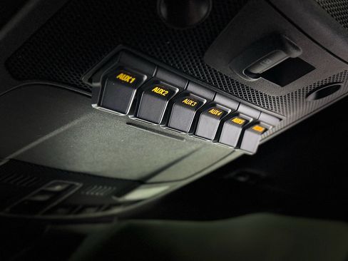 Used 2019 Ford F150 Raptor w/ Equipment Group 802A Luxury AWD/4WD image 26