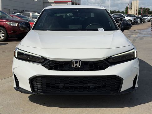 Used 2025 Honda Civic Sport image 3
