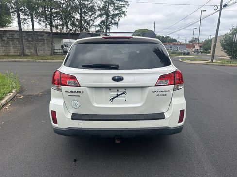 Used 2012 Subaru Outback 2.5i Premium w/ All-Weather Pkg AWD/4WD image 7