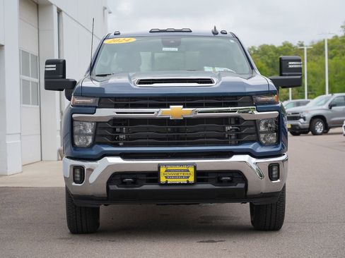 Used 2024 Chevrolet Silverado 3500 LT w/ All Star Edition AWD/4WD image 8