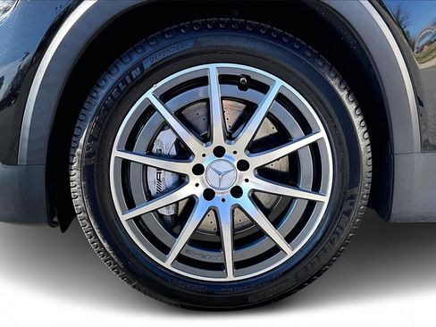 Used 2022 Mercedes-Benz GLB 35 AMG 4MATIC image 30