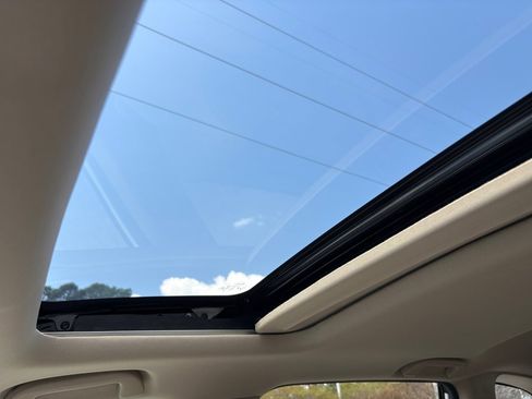 Used 2022 Honda CR-V EX-L image 24