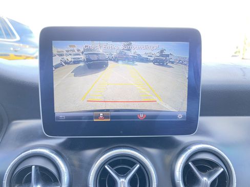 Used 2018 Mercedes-Benz CLA 250 image 14