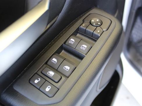 New 2026 RAM 1500 Tradesman AWD/4WD image 9