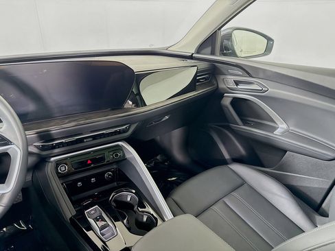Certified 2025 Audi Q5 Premium Plus w/ Premium Plus AWD/4WD image 21