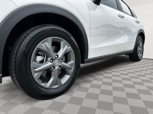 Certified 2026 Honda HR-V LX image 6