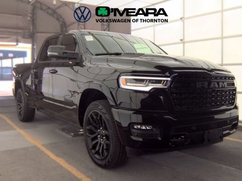 Used 2025 RAM 1500 Limited AWD/4WD image 2
