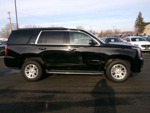 Used 2020 GMC Yukon SLT image 2