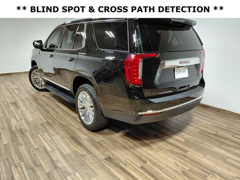 Used 2023 GMC Yukon SLT AWD/4WD image 15